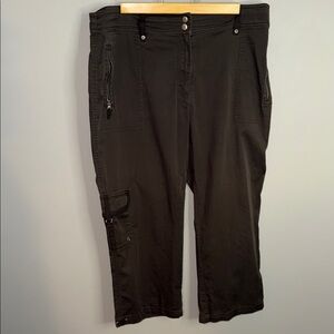 Chico's Black Capris Pants